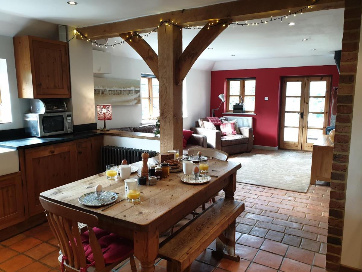 Delightful Cottage On The River Adur Close To Brighton & The Downs No Dogs Sorry Upper Beeding Ngoại thất bức ảnh