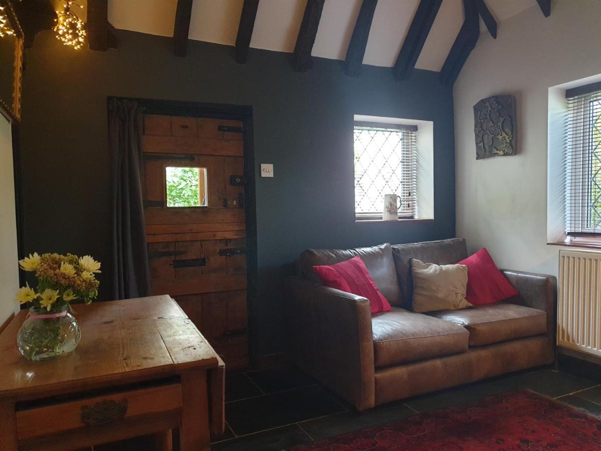 Delightful Cottage On The River Adur Close To Brighton & The Downs No Dogs Sorry Upper Beeding Ngoại thất bức ảnh