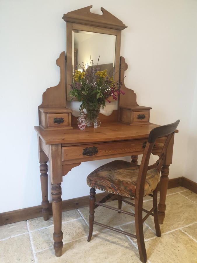 Delightful Cottage On The River Adur Close To Brighton & The Downs No Dogs Sorry Upper Beeding Ngoại thất bức ảnh